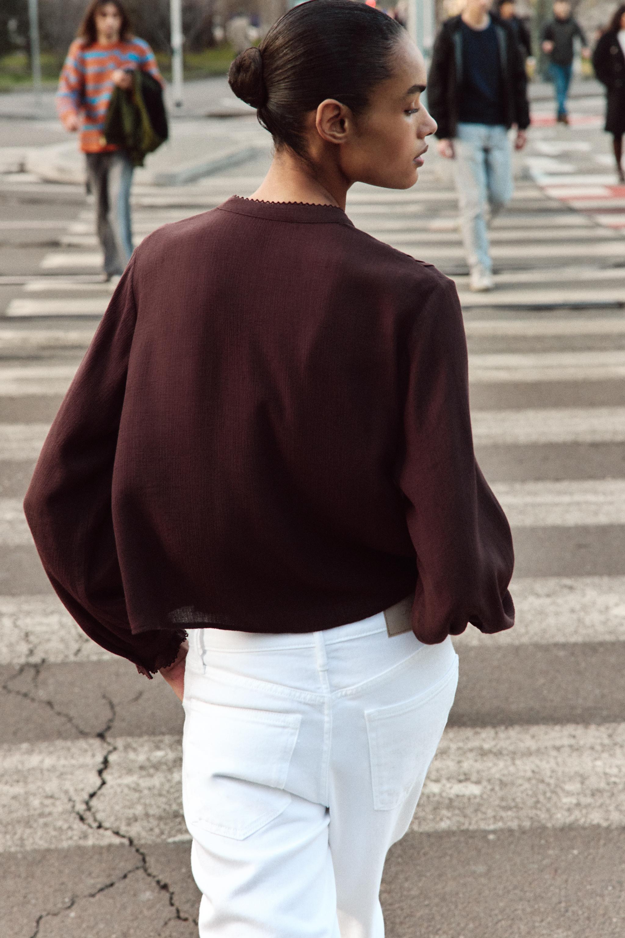 EMBROIDERED BLOUSE
